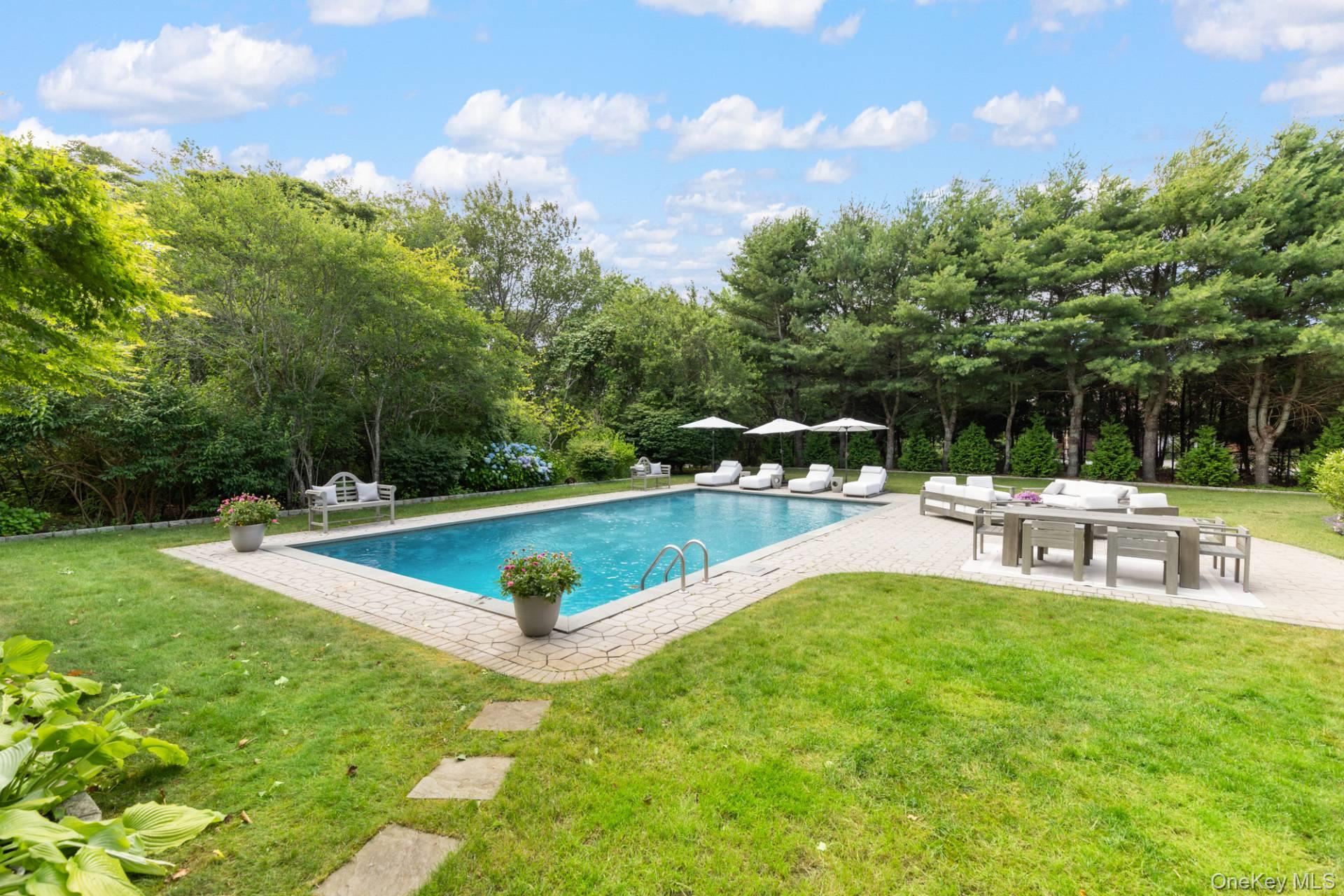 167 Tuckahoe Lane, Southampton, NY 11968