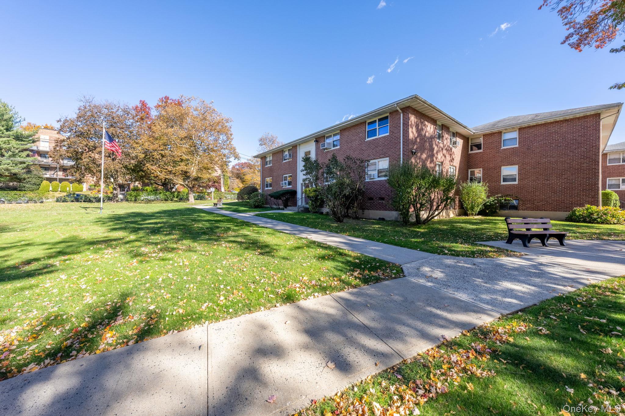 44 Dehaven Drive # 1D, Yonkers, NY 10703