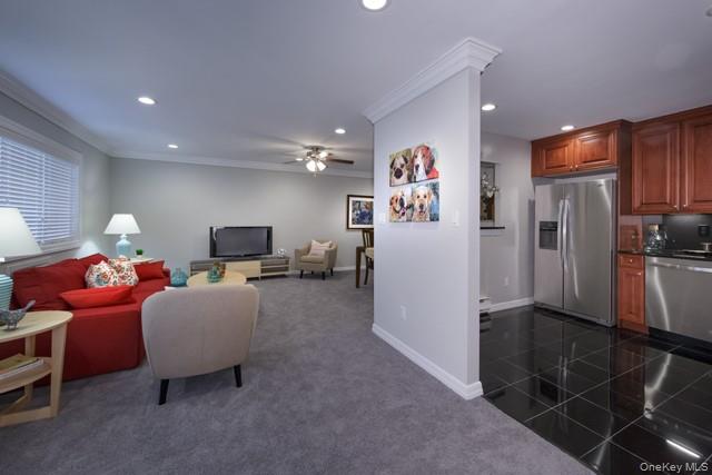 21 Ulster Place # 2104A, Coram, NY 11727