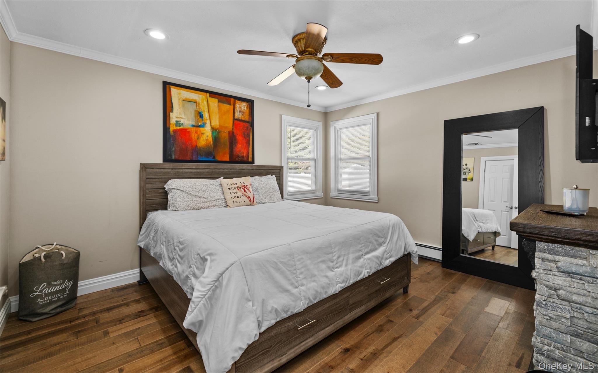 135 N Linden Street, Massapequa, NY 11758