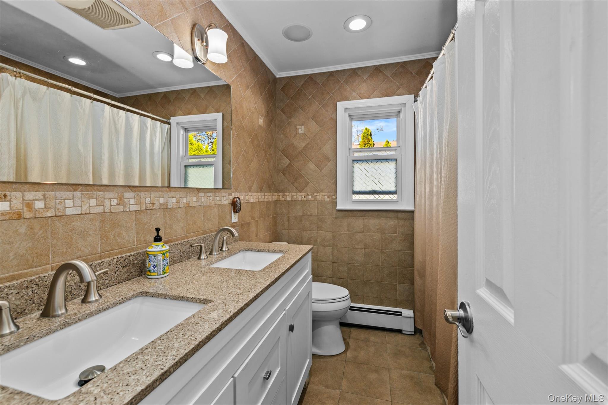 135 N Linden Street, Massapequa, NY 11758