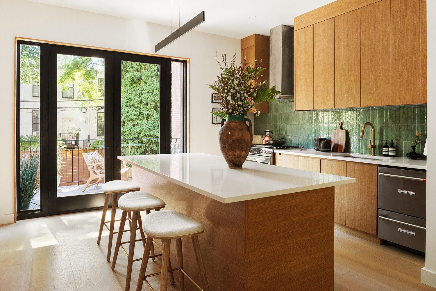 952A GREENE Avenue, Brooklyn, NY 11221