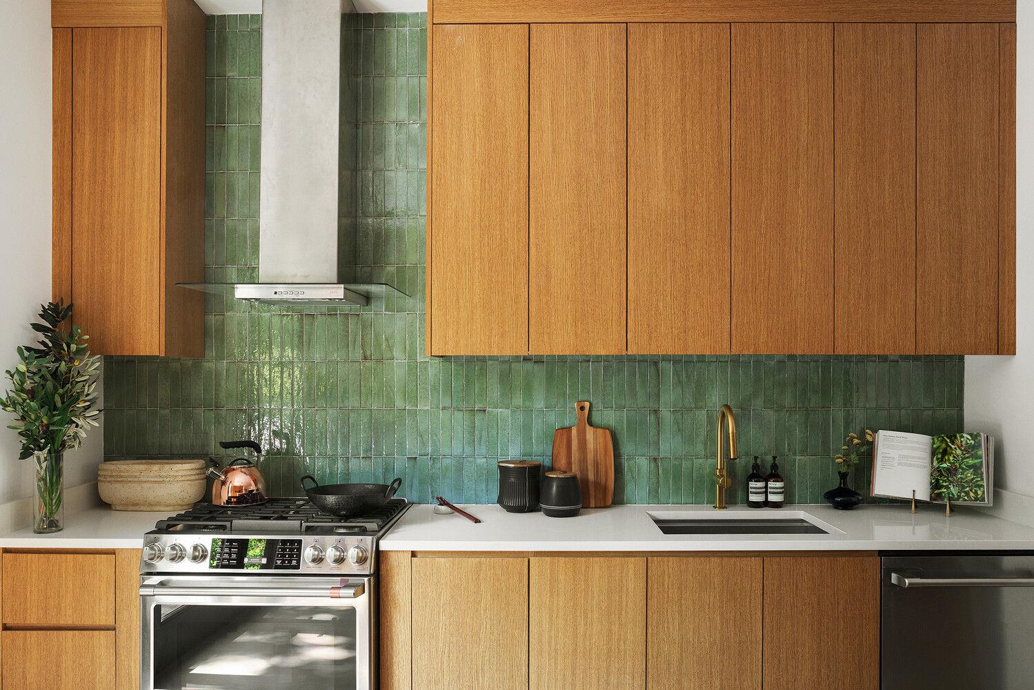 952A GREENE Avenue, Brooklyn, NY 11221