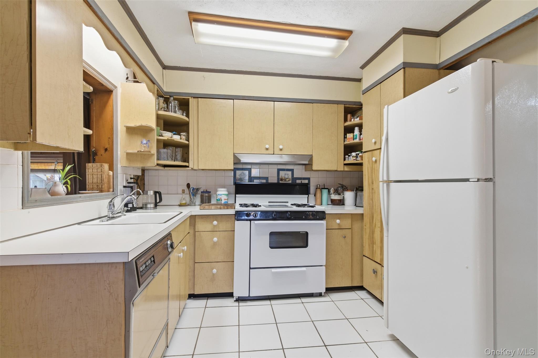 107 E 13th Street, Huntington Station, NY 11746