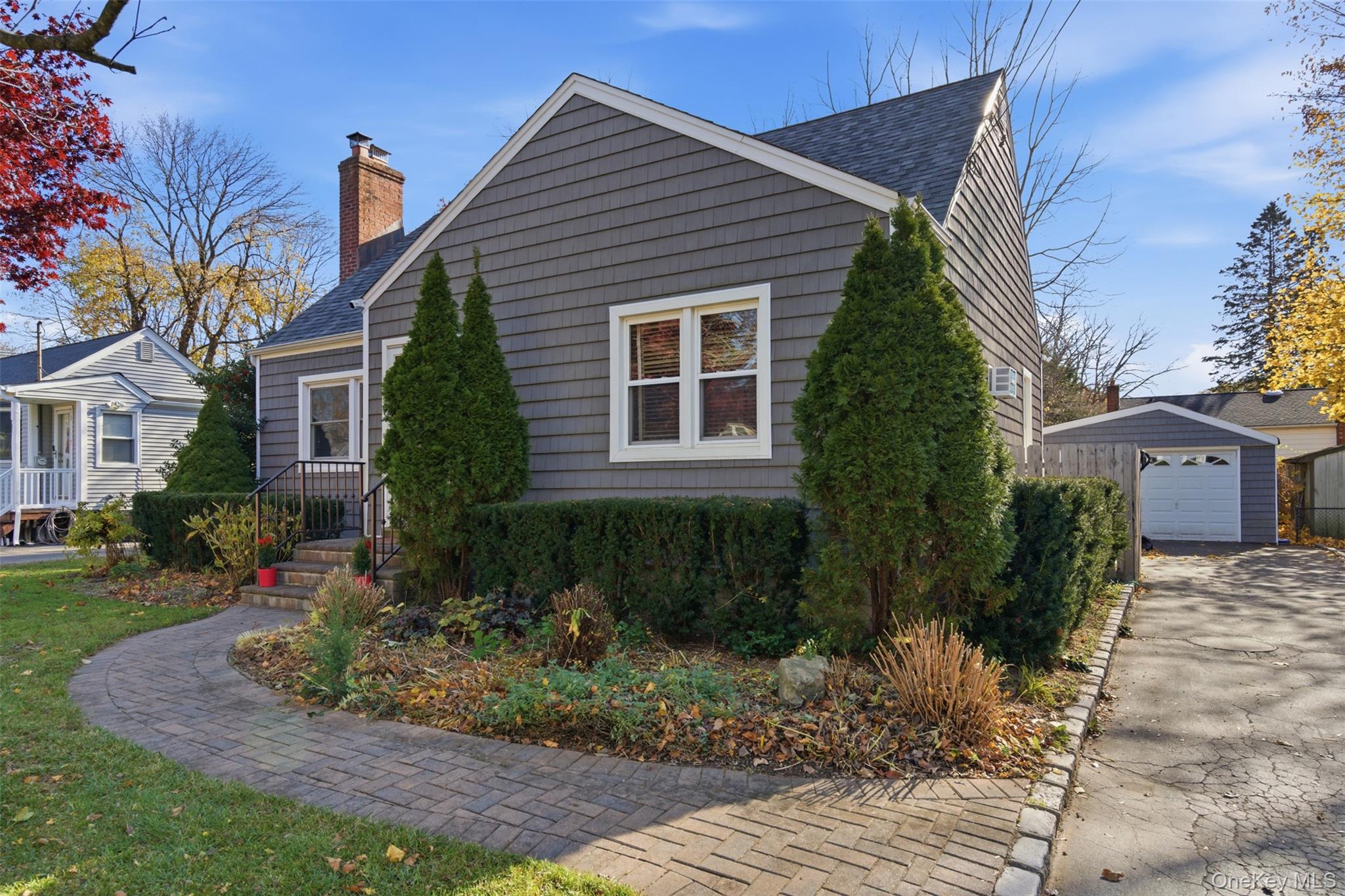 107 E 13th Street, Huntington Station, NY 11746