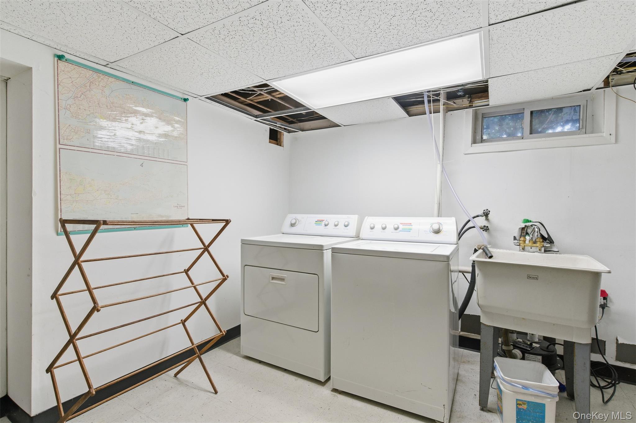 107 E 13th Street, Huntington Station, NY 11746