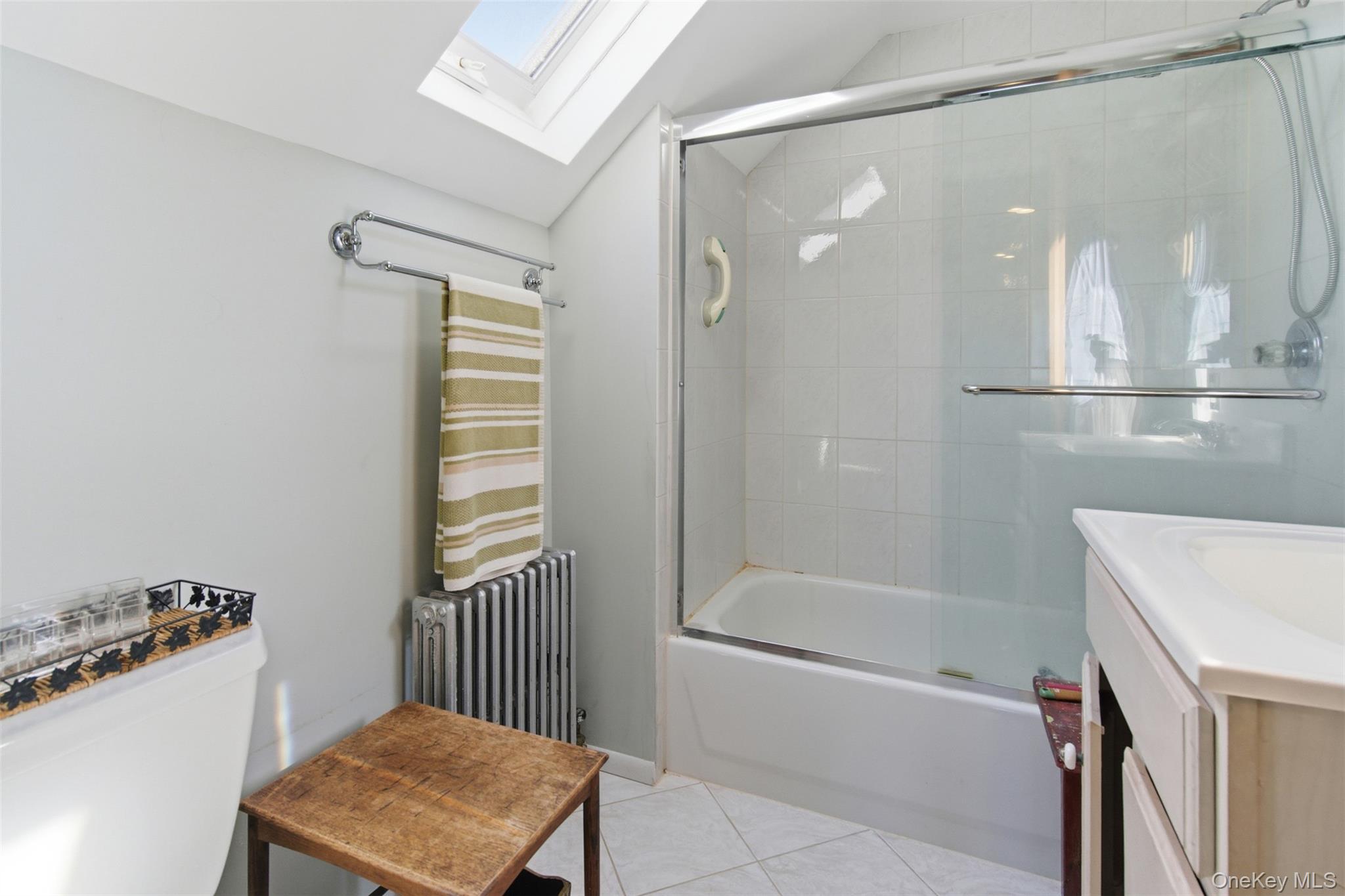 107 E 13th Street, Huntington Station, NY 11746