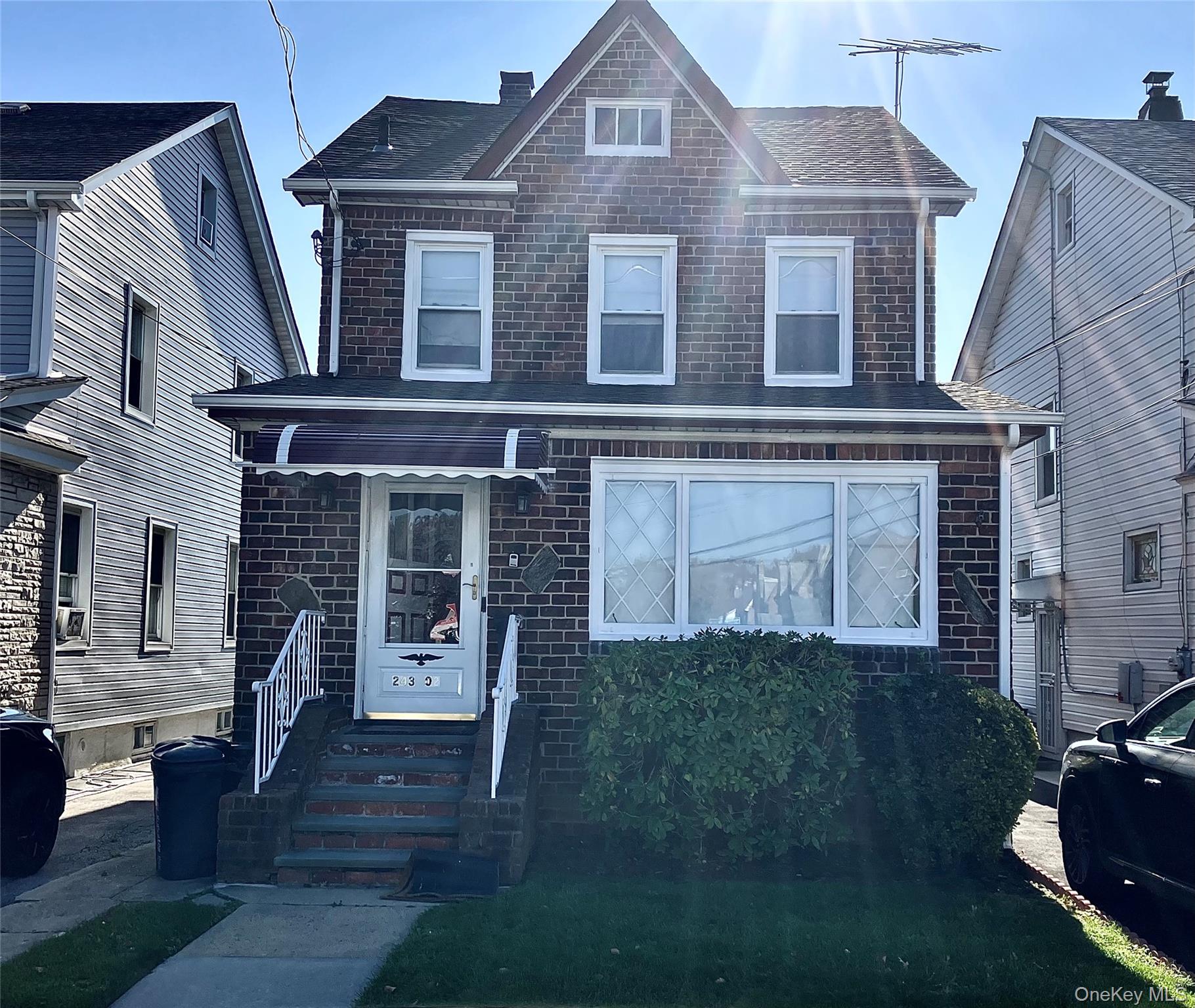 24302 Superior, Floral Park, NY 11001