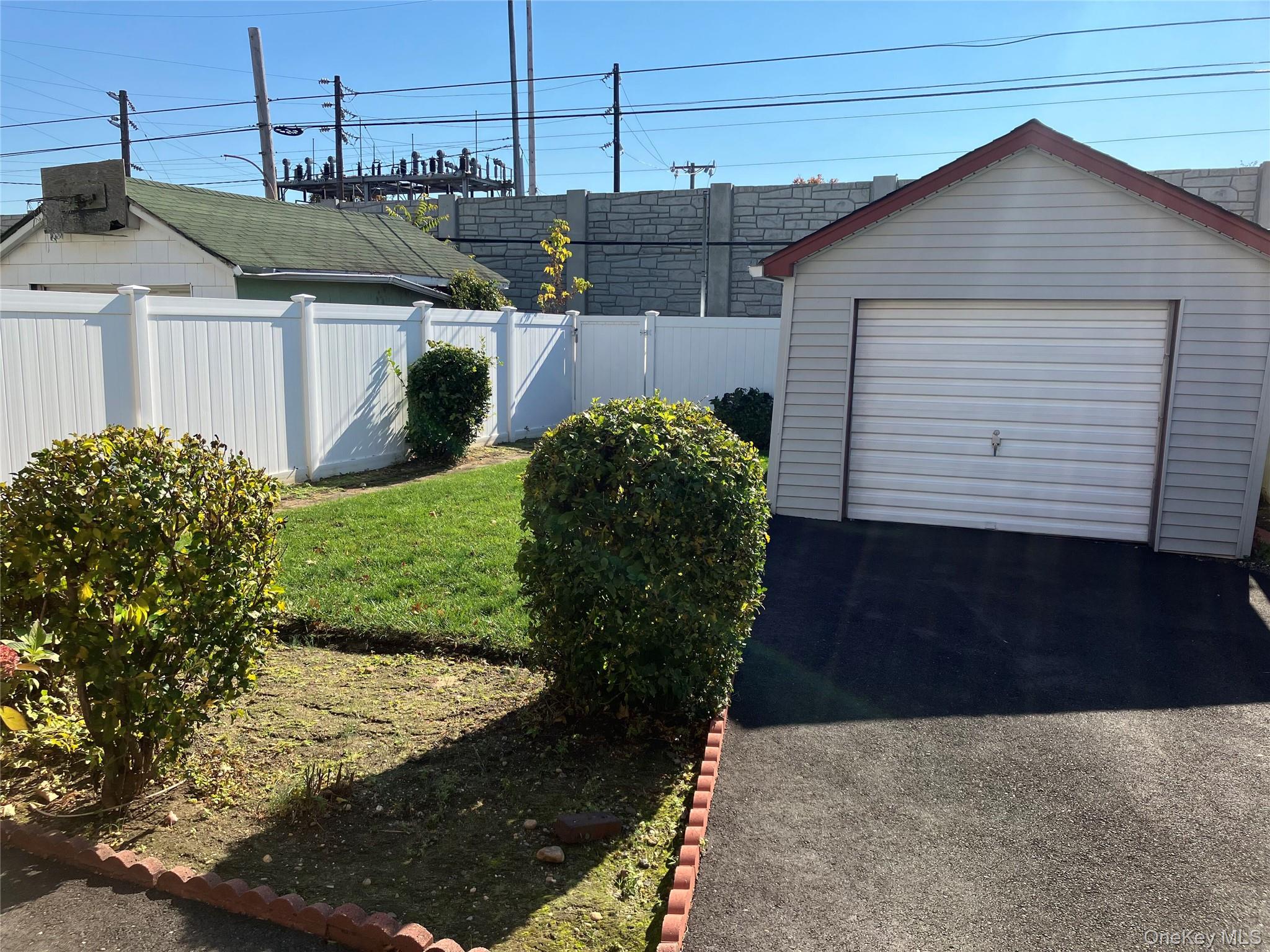 24302 Superior, Floral Park, NY 11001