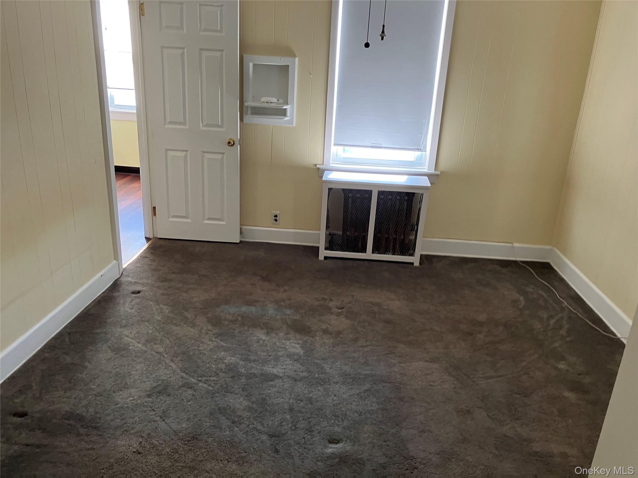 24302 Superior, Floral Park, NY 11001