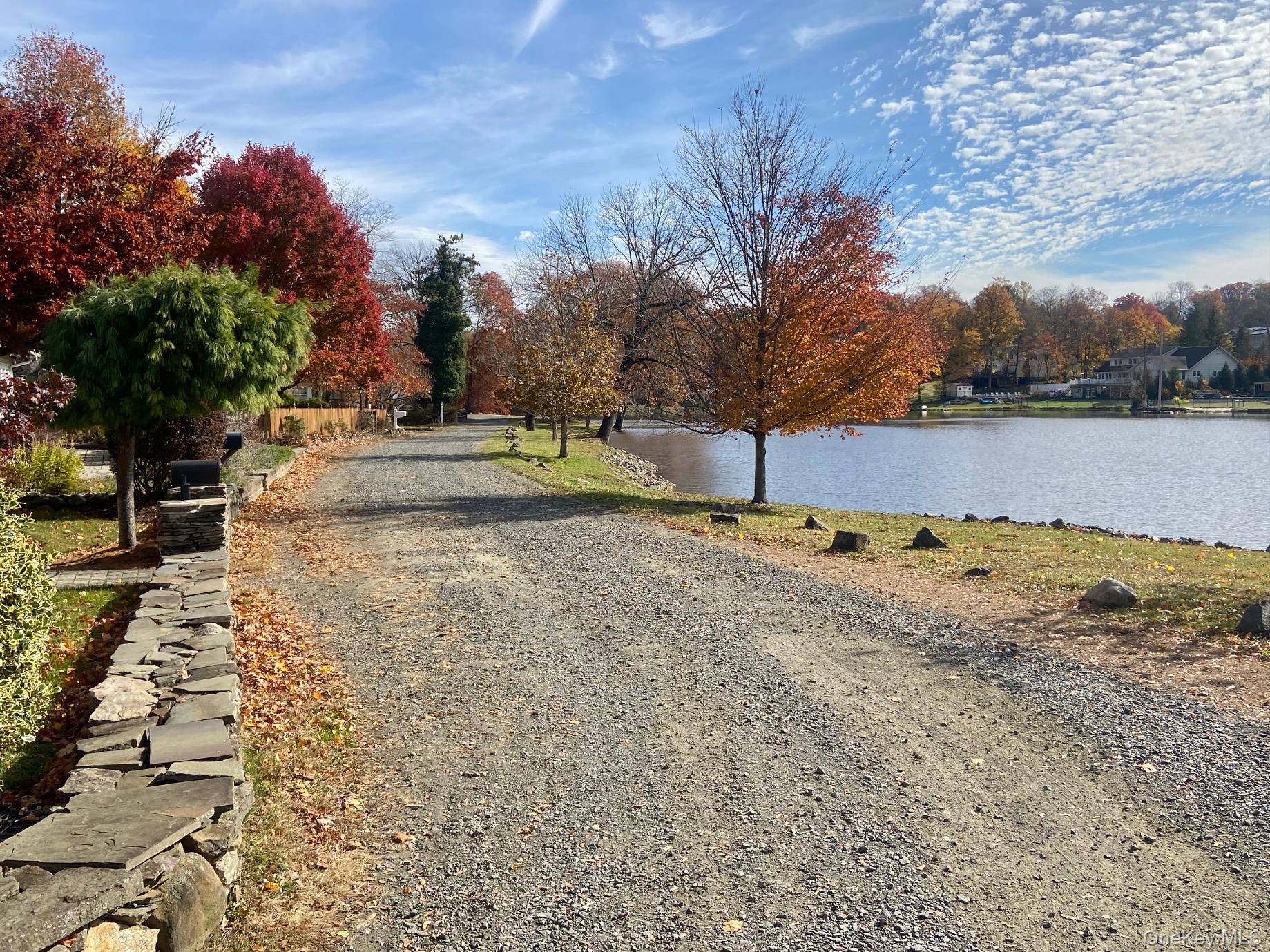 8 Morningside Road, New City, NY 10956