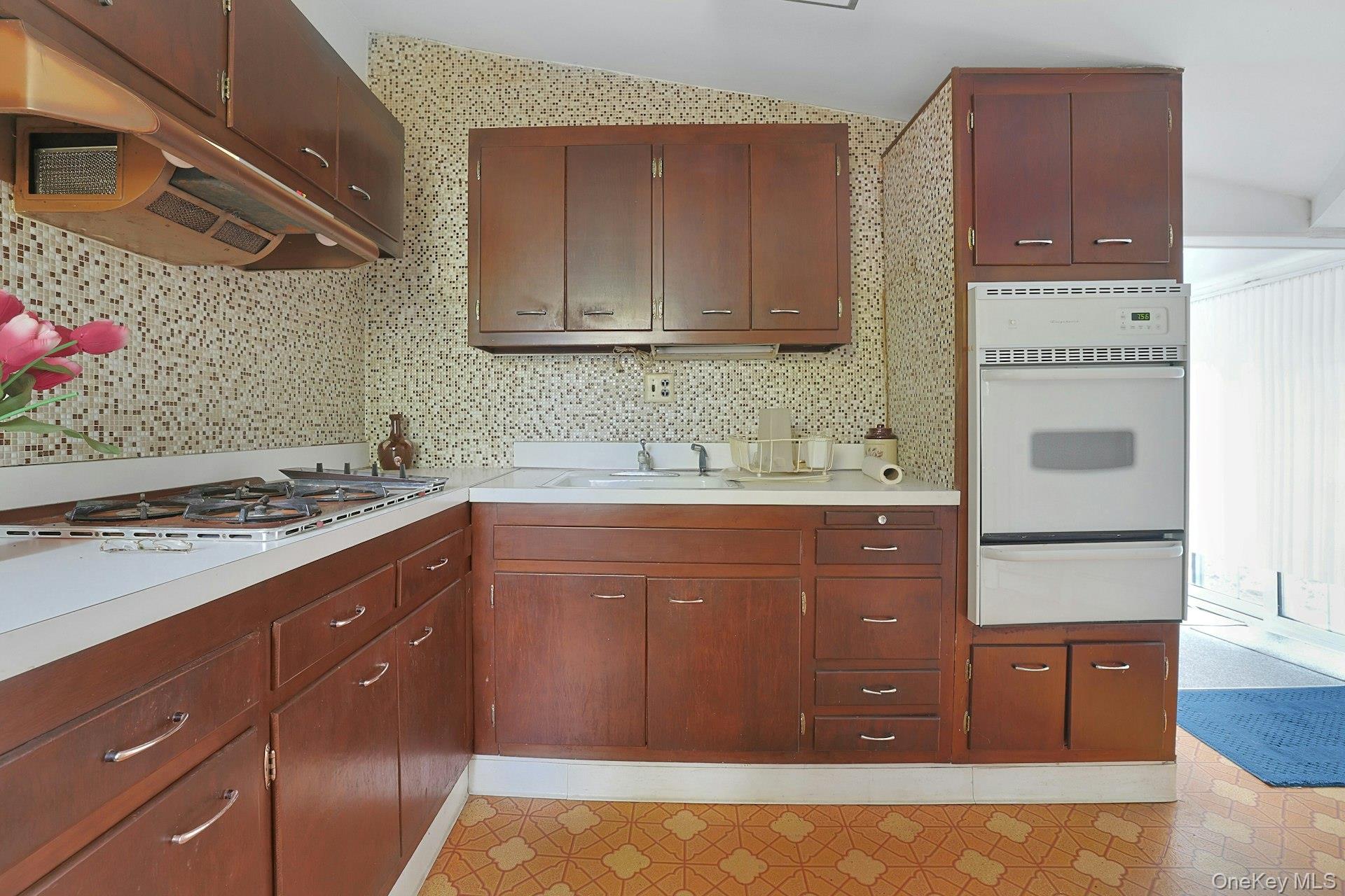 8 Morningside Road, New City, NY 10956