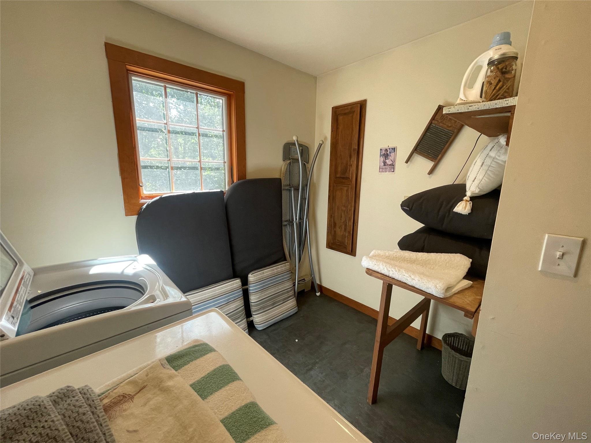 106 Laurel Lane, Port Jefferson, NY 11777