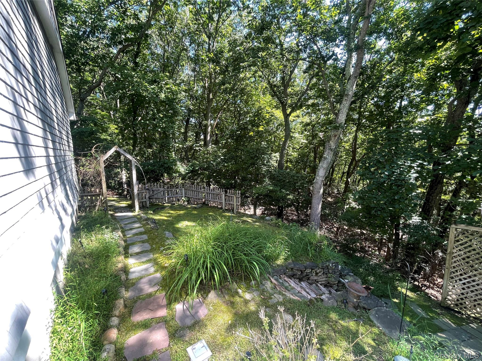 106 Laurel Lane, Port Jefferson, NY 11777