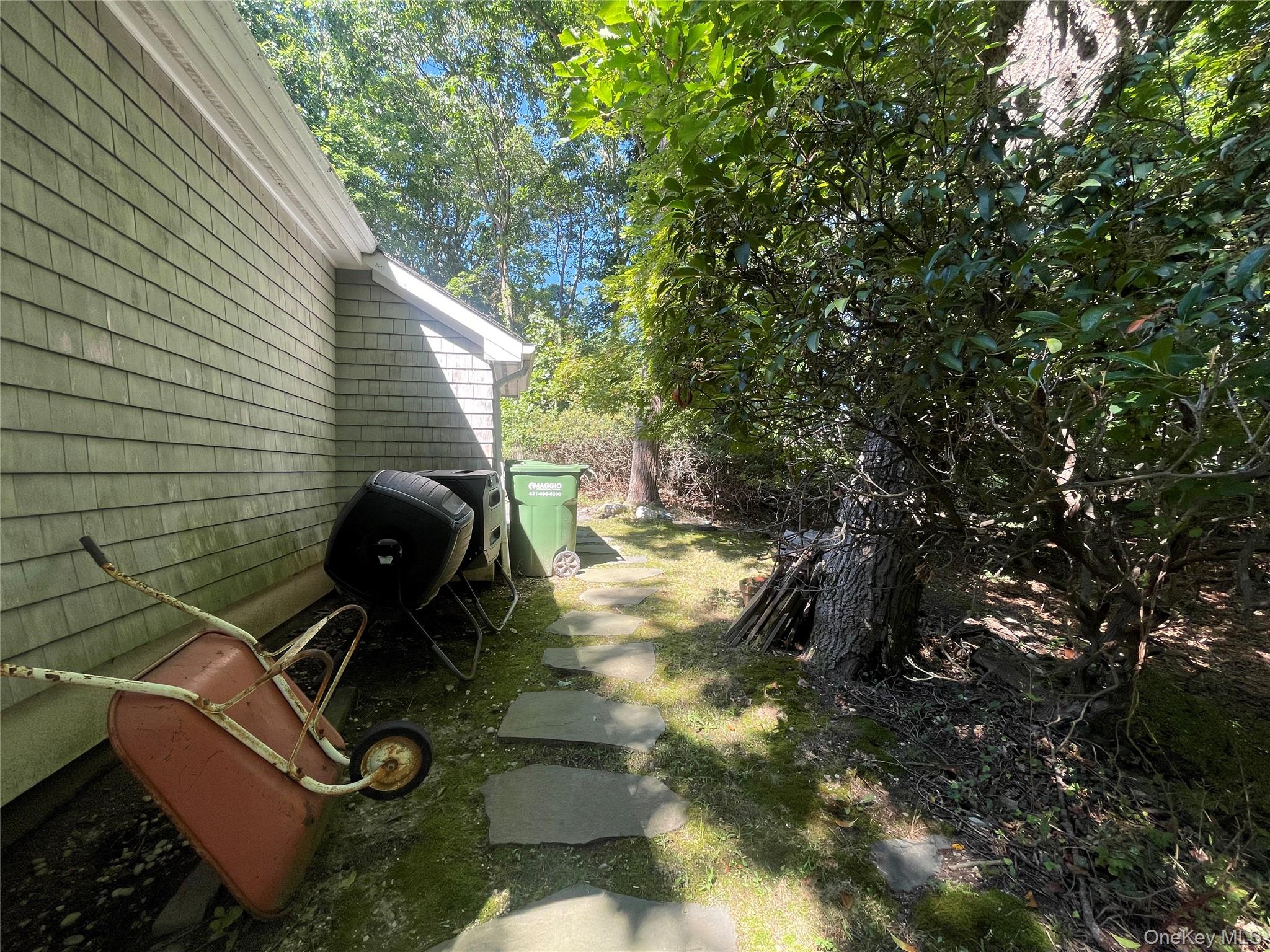 106 Laurel Lane, Port Jefferson, NY 11777