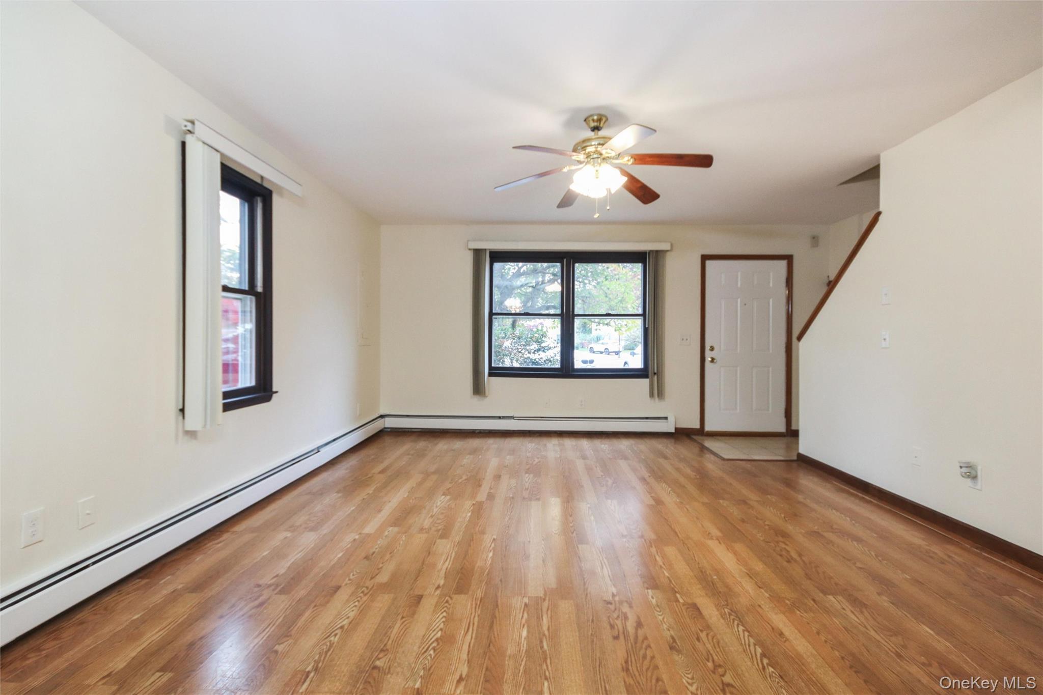 24 Greenhouse Lane, Poughkeepsie, NY 12603