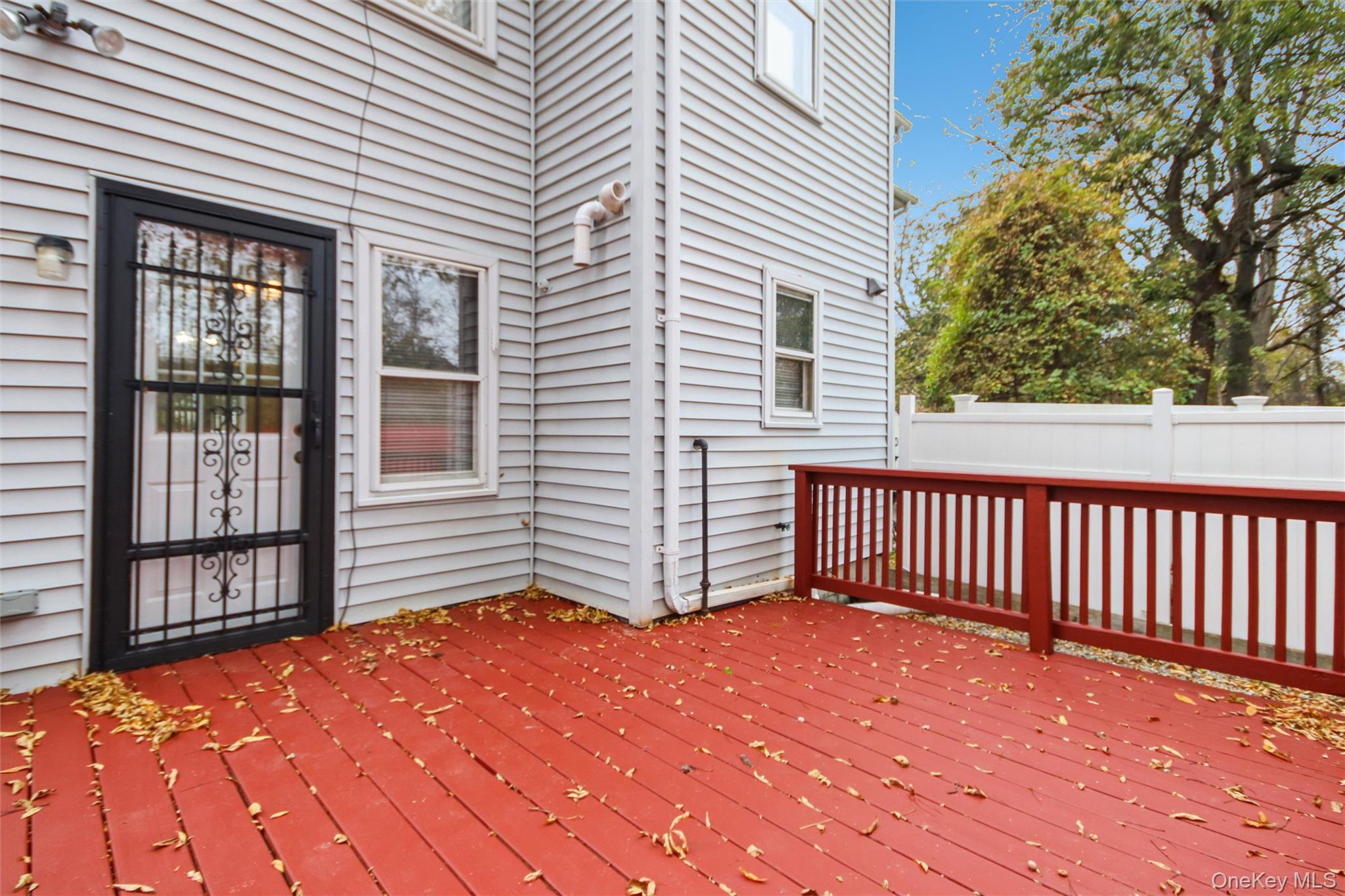 24 Greenhouse Lane, Poughkeepsie, NY 12603