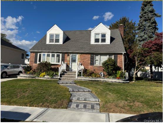 1386 B Street, Elmont, NY 11003