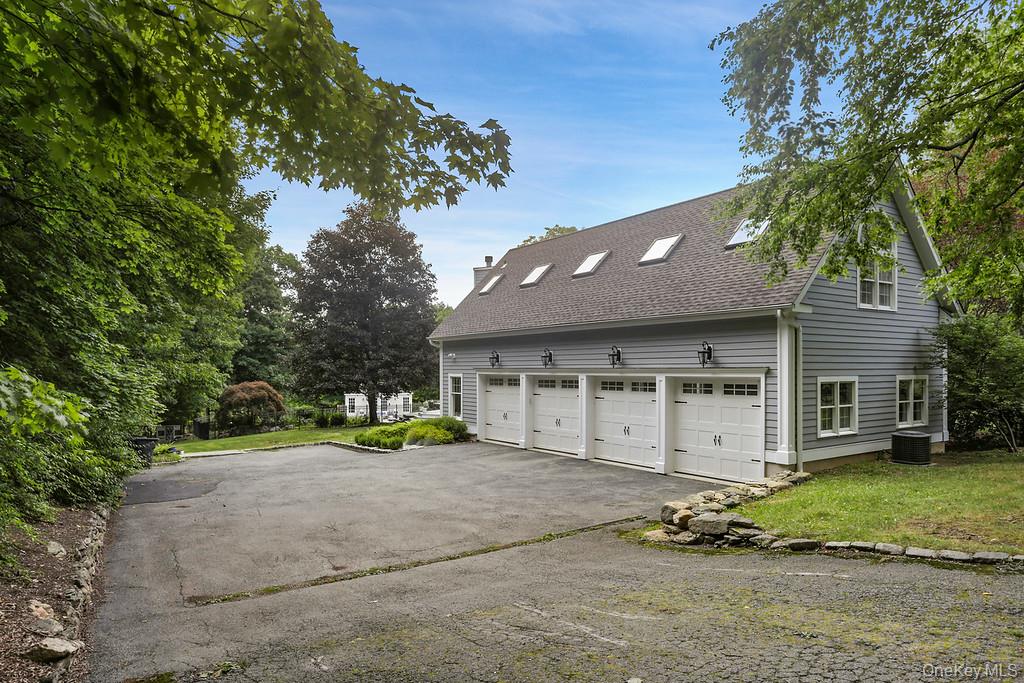 74 Ridgefield Avenue, South Salem, NY 10590