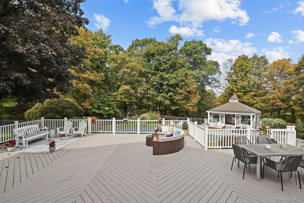 74 Ridgefield Avenue, South Salem, NY 10590