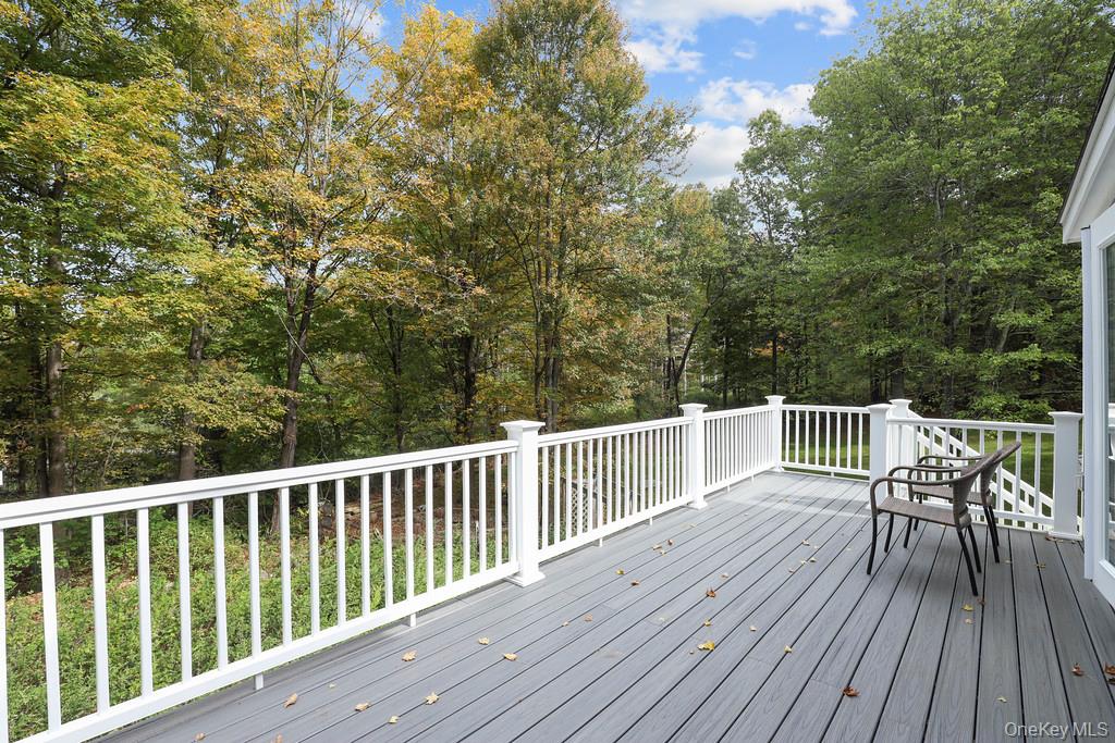 74 Ridgefield Avenue, South Salem, NY 10590