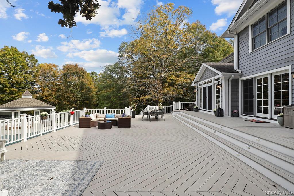 74 Ridgefield Avenue, South Salem, NY 10590