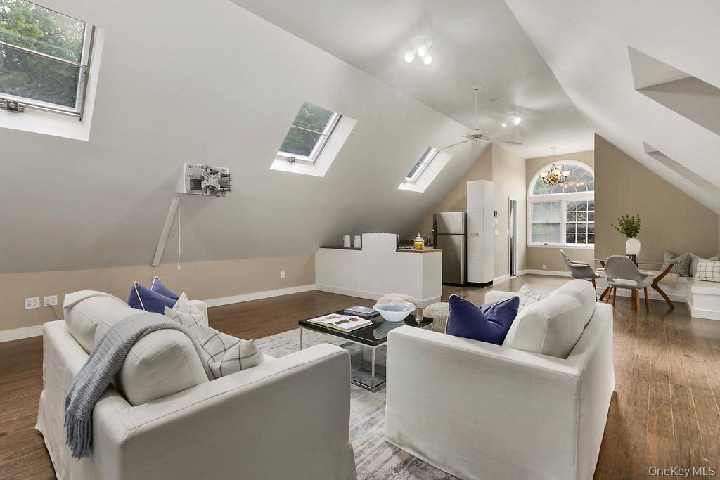 74 Ridgefield Avenue, South Salem, NY 10590