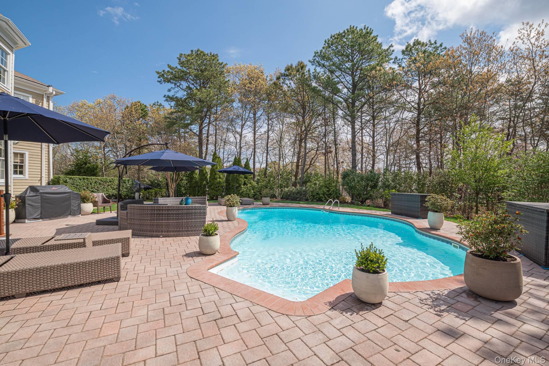 139 Maggie Drive, East Quogue, NY 11942