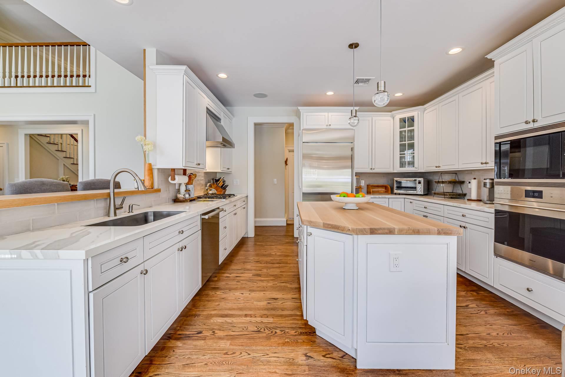 139 Maggie Drive, East Quogue, NY 11942