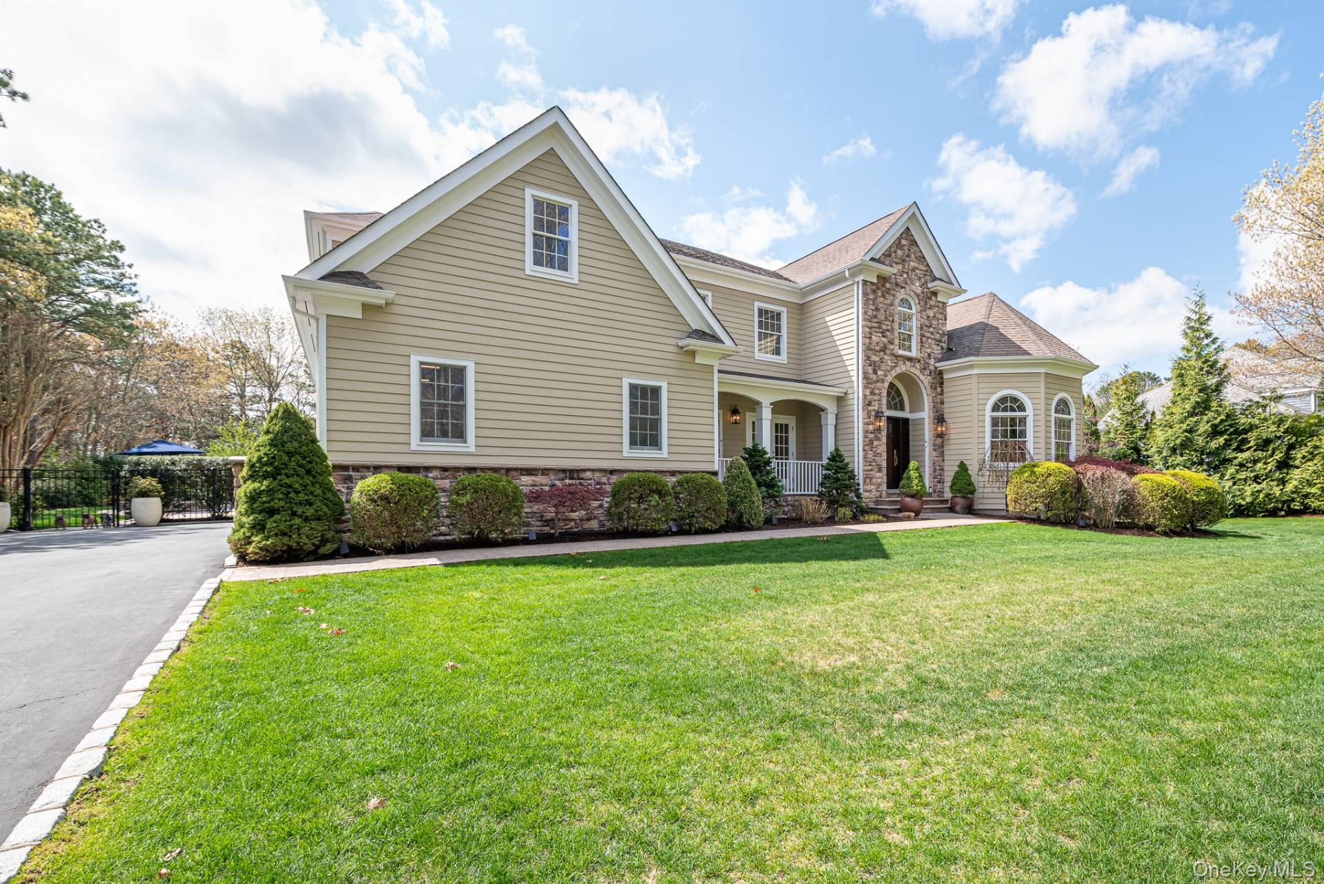 139 Maggie Drive, East Quogue, NY 11942