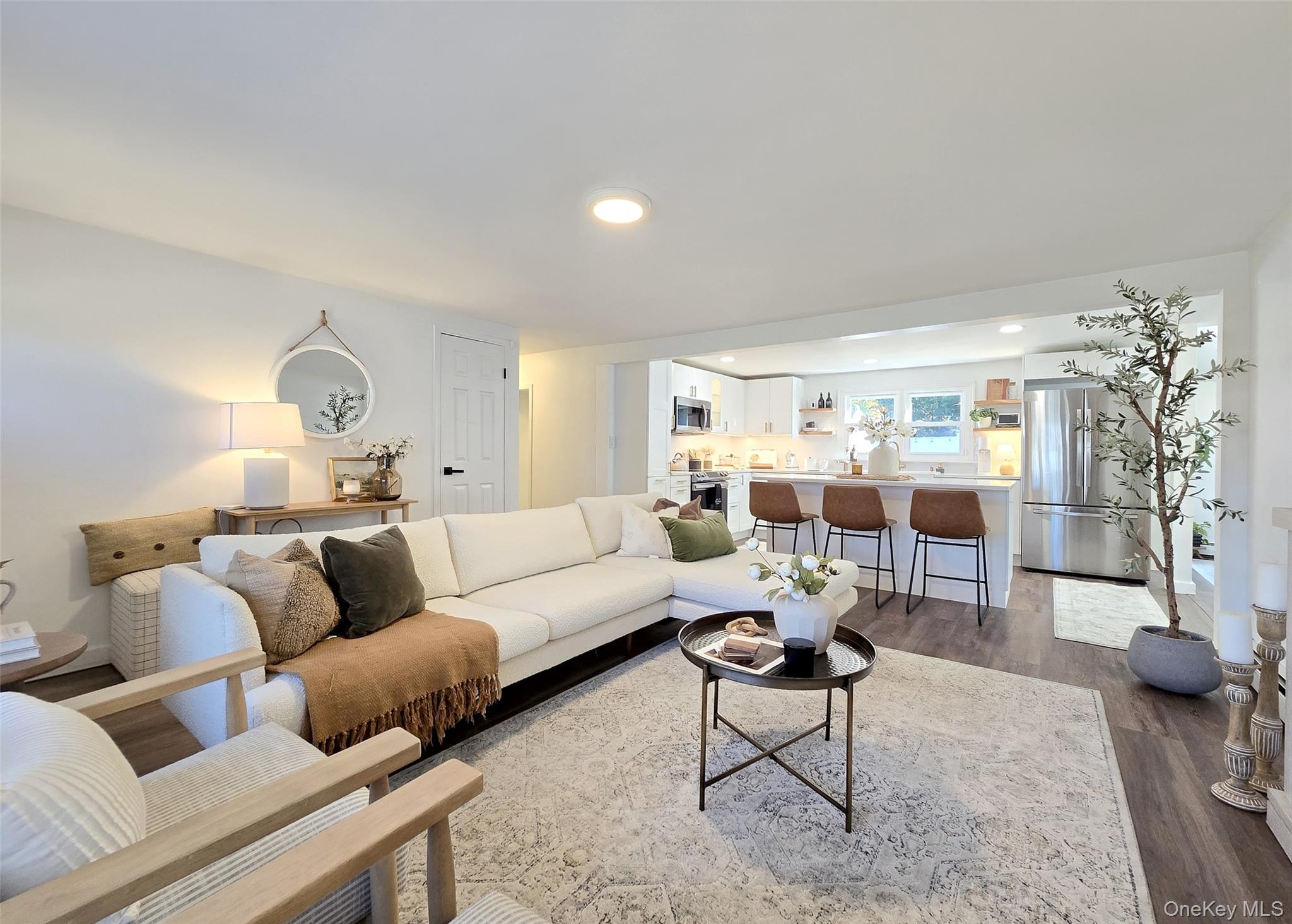 45 Rose Place, Selden, NY 11784