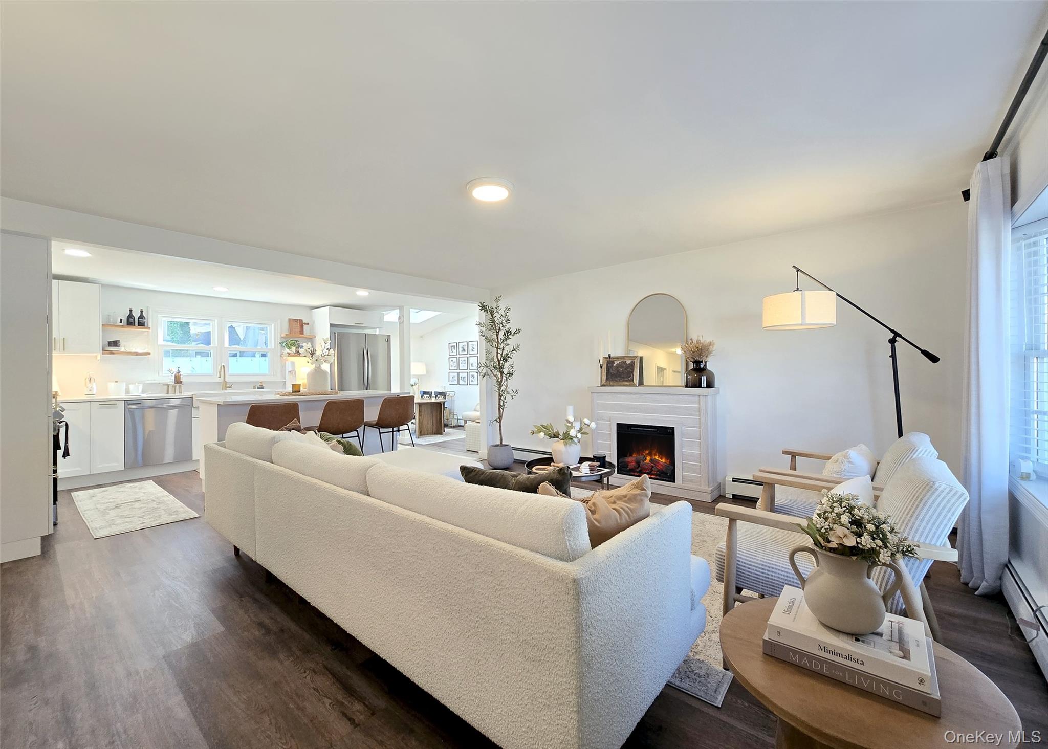 45 Rose Place, Selden, NY 11784