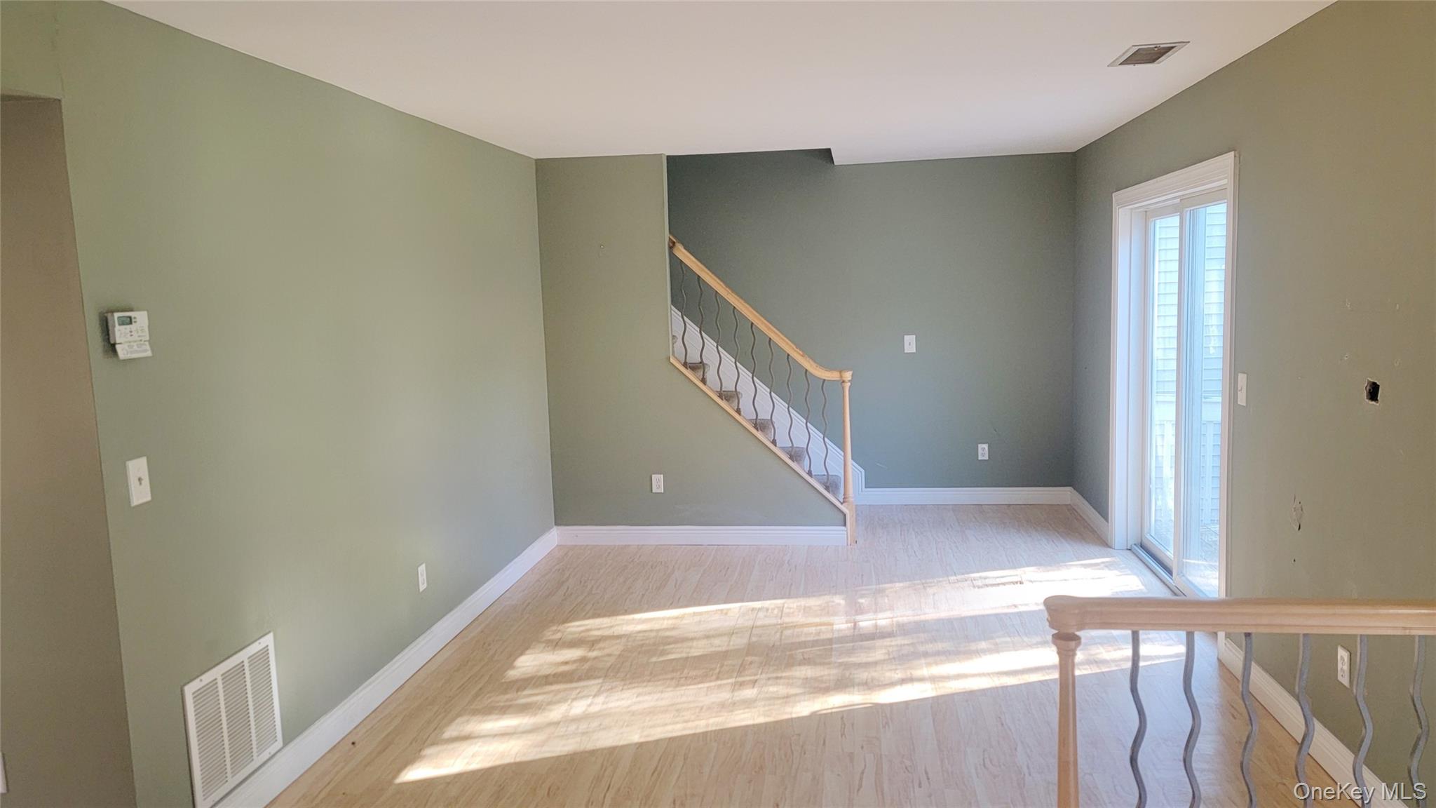 35 Gibbs Road # 22, Coram, NY 11727