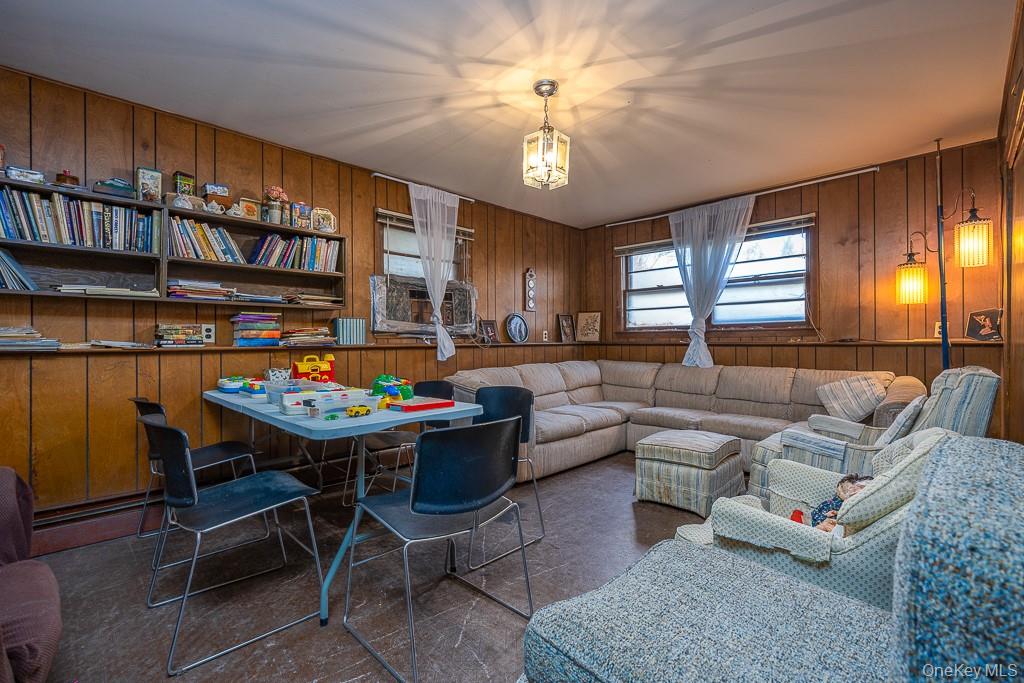 17 Parker Boulevard, Monsey, NY 10952