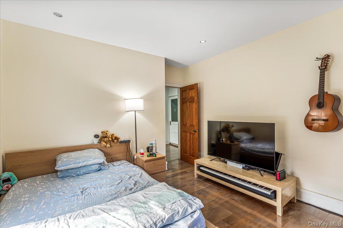 4211 208th Street, Bayside, NY 11361