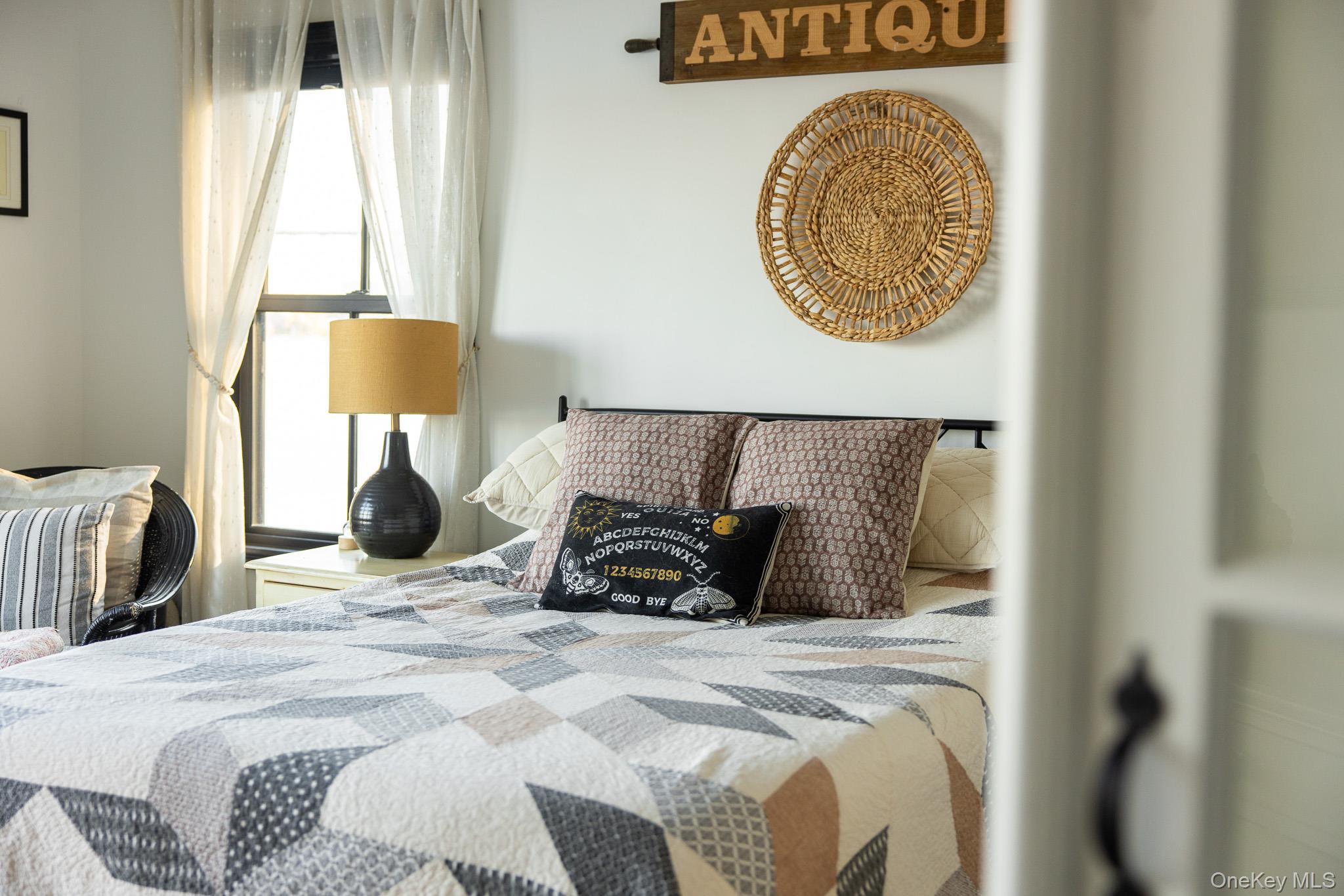 5 Willow Dock Road, Highland, NY 12528