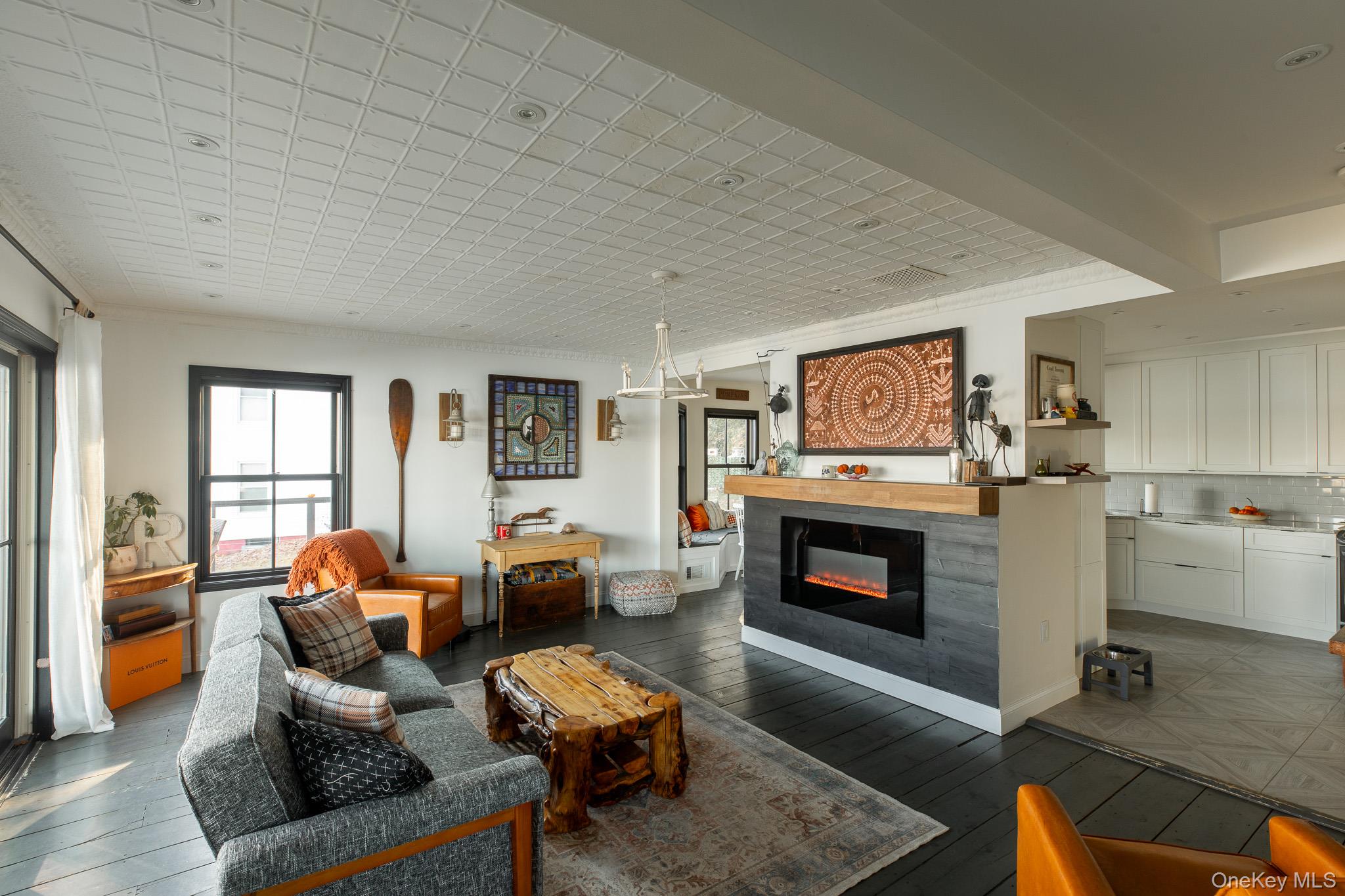 5 Willow Dock Road, Highland, NY 12528