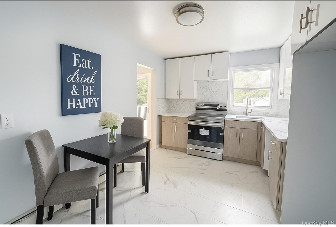 324 Buckingham Road, Cedarhurst, NY 11516