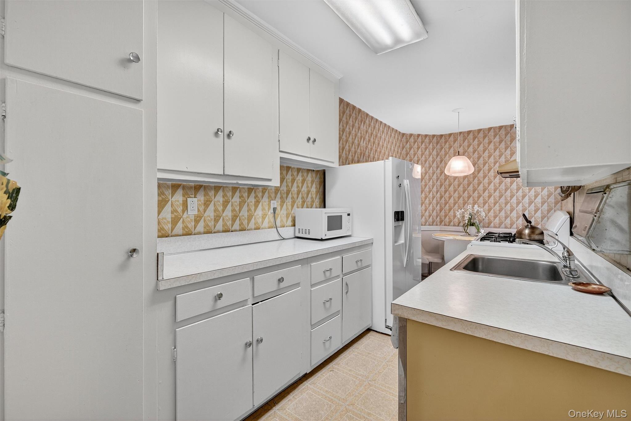 517 Riverdale Avenue # 4A, Yonkers, NY 10705