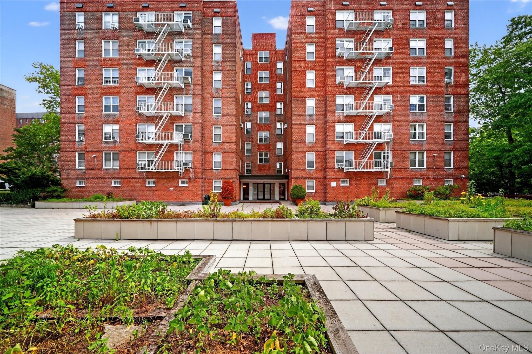 517 Riverdale Avenue # 4A, Yonkers, NY 10705