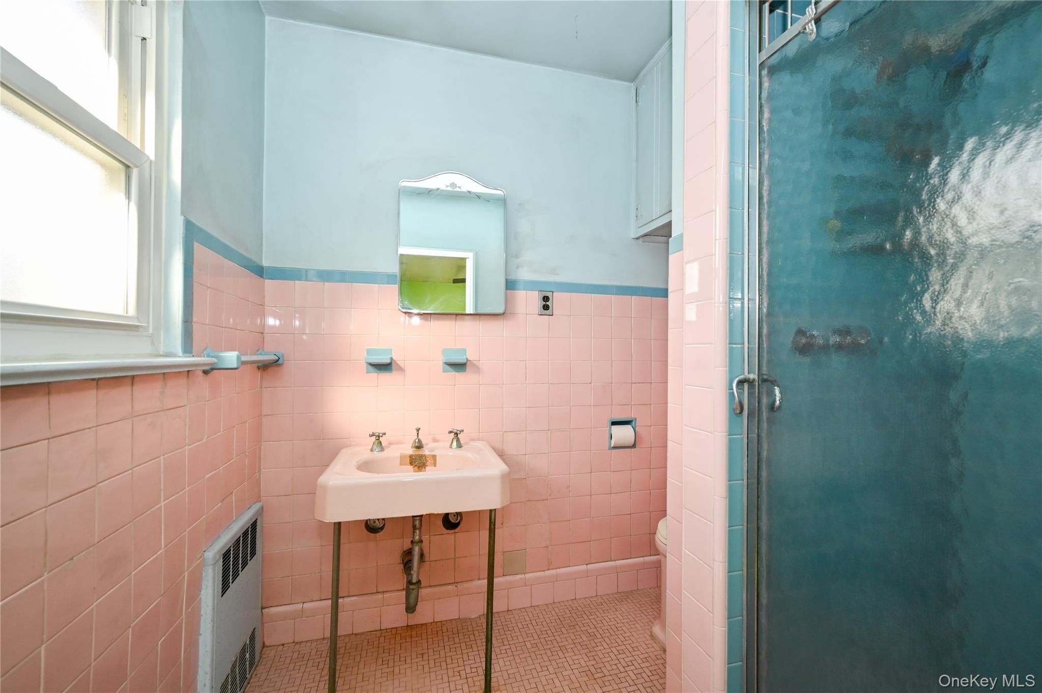 48-51 190th Street, Fresh Meadows, NY 11365