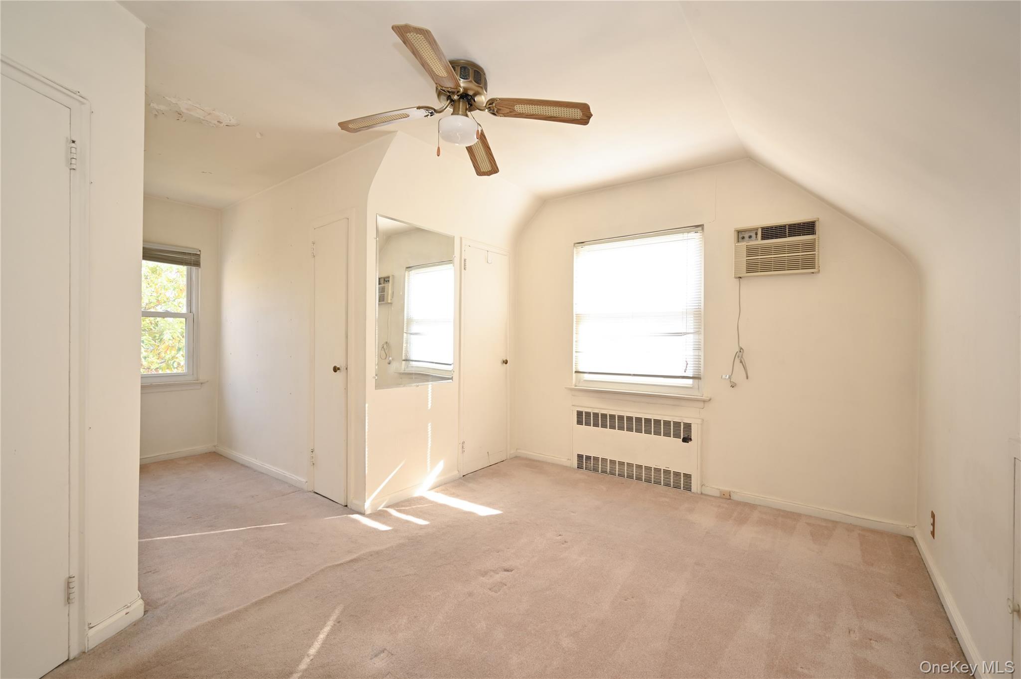 48-51 190th Street, Fresh Meadows, NY 11365