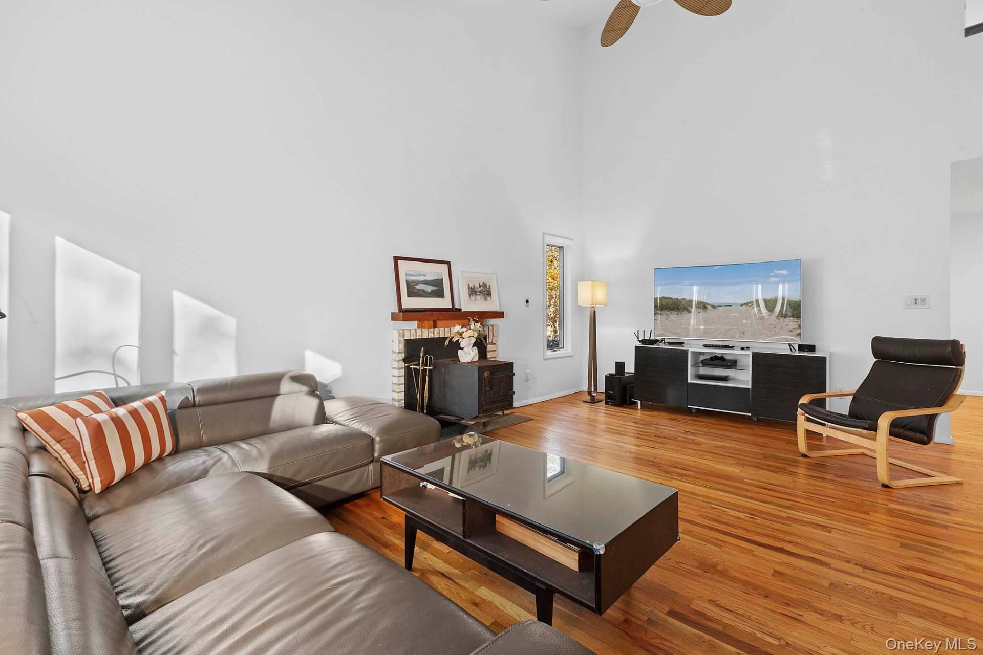 588 Pleasure Drive, Flanders, NY 11901