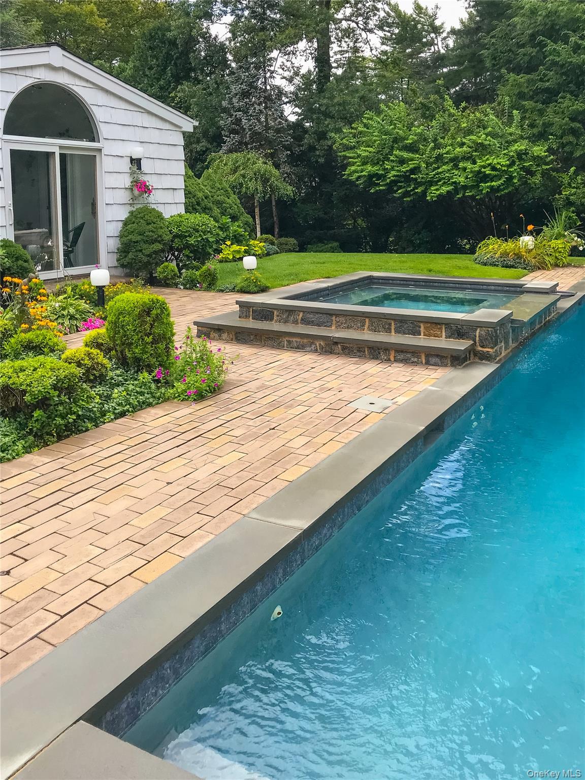 108 Bacon Road, Old Westbury, NY 11568