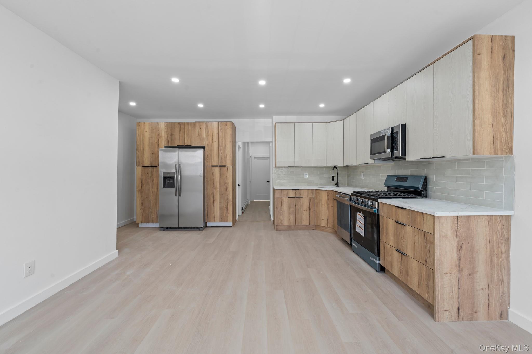 196 Shepherd Avenue, Brooklyn, NY 11208