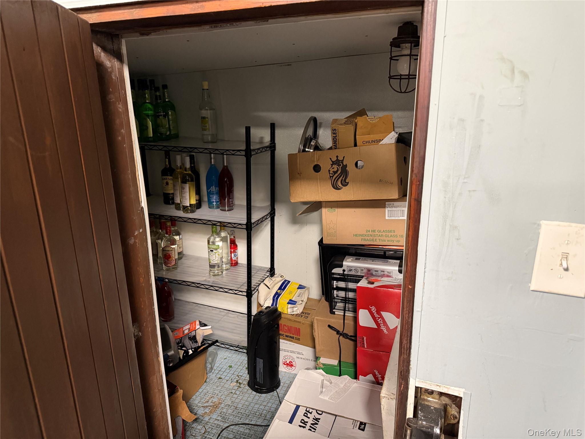 756 S South 5th Avenue, Mount Vernon, NY 10550