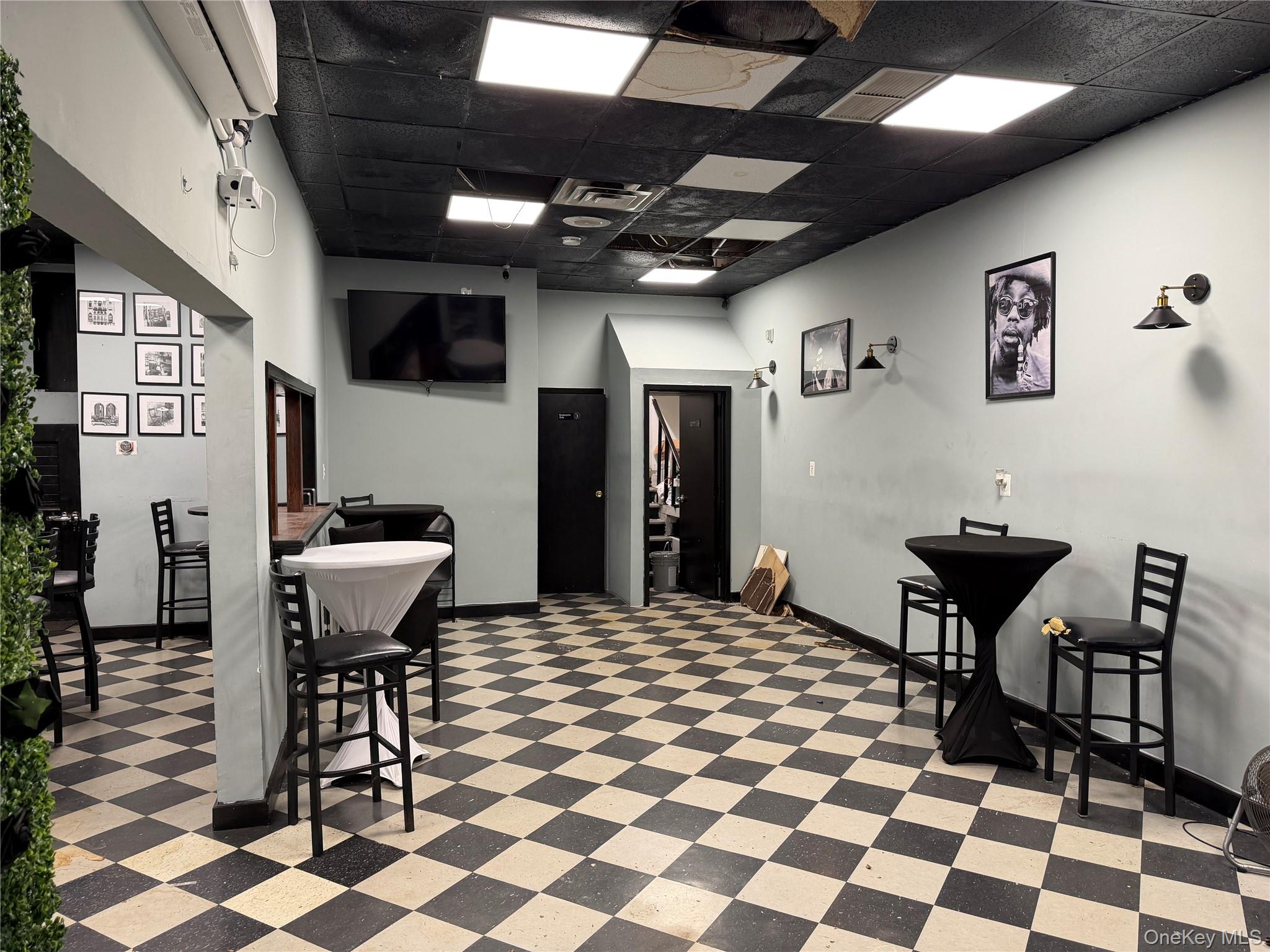 756 S South 5th Avenue, Mount Vernon, NY 10550