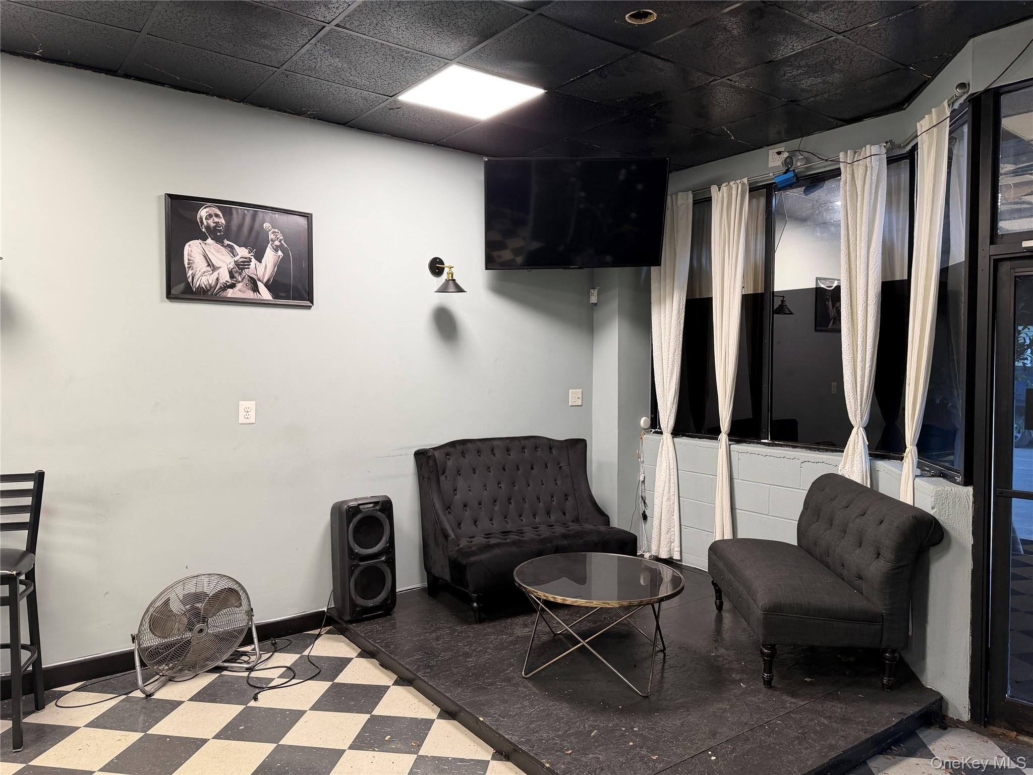 756 S South 5th Avenue, Mount Vernon, NY 10550