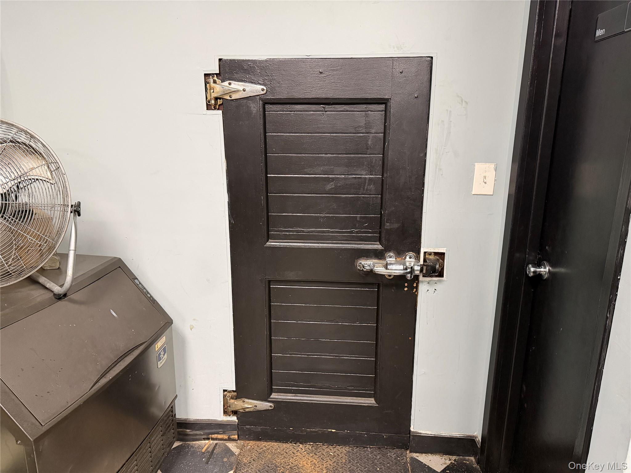 756 S South 5th Avenue, Mount Vernon, NY 10550