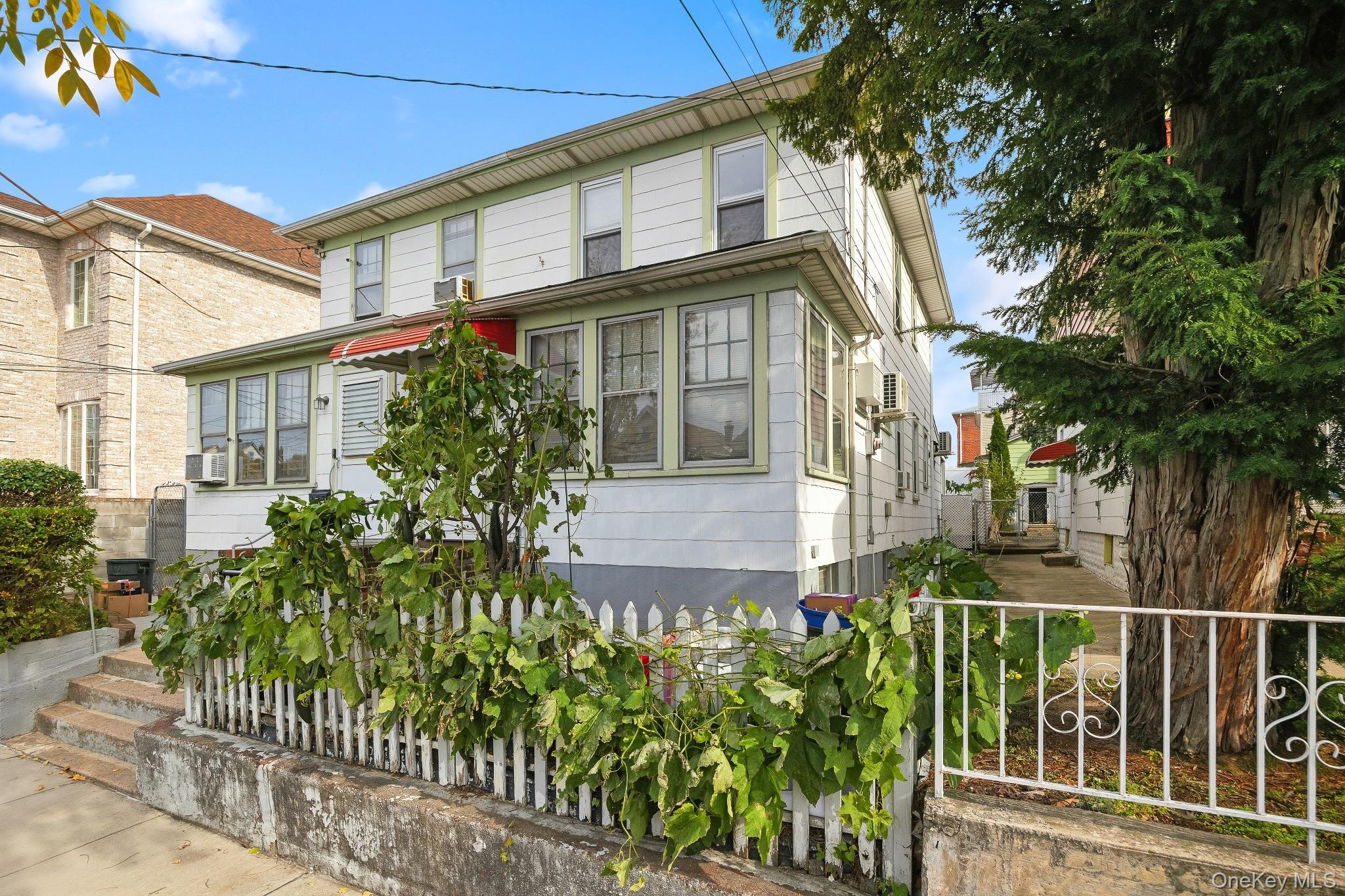 5739 134th Street, Flushing, NY 11355